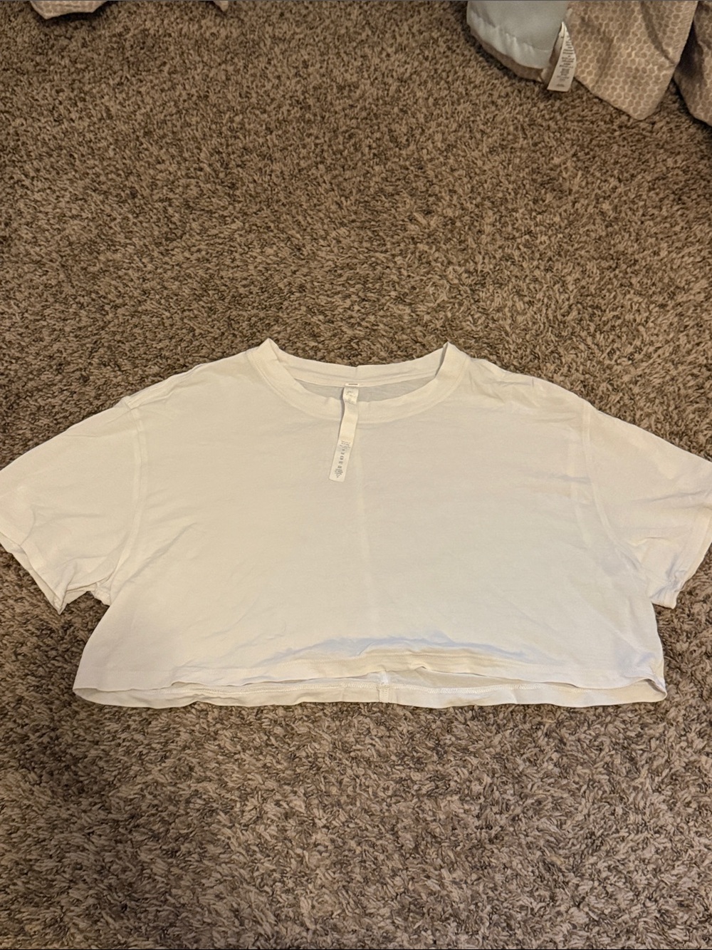 Lululemon crop tee